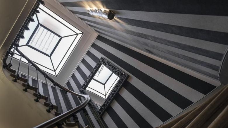<b>Hotel Villa Glamour Tour Eiffel Room</b>. Images powered by <a href="https://iceportal.shijigroup.com/" title="IcePortal" target="_blank">IcePortal</a>.
