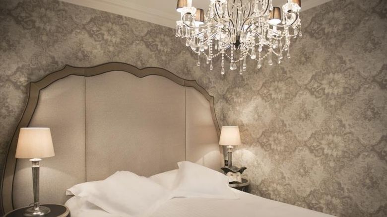 <b>Hotel Villa Glamour Tour Eiffel Room</b>. Images powered by <a href="https://iceportal.shijigroup.com/" title="IcePortal" target="_blank">IcePortal</a>.