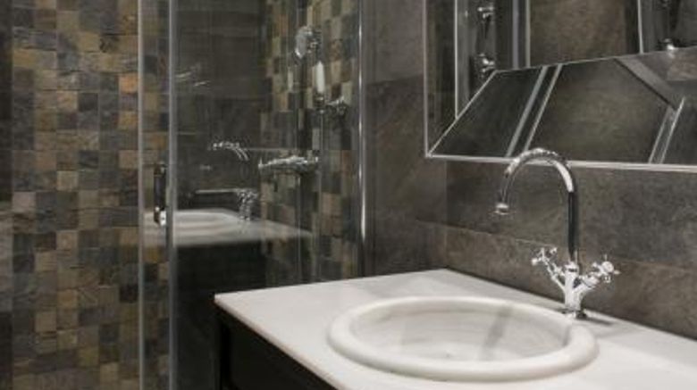 <b>Hotel Villa Glamour Tour Eiffel Room</b>. Images powered by <a href="https://iceportal.shijigroup.com/" title="IcePortal" target="_blank">IcePortal</a>.
