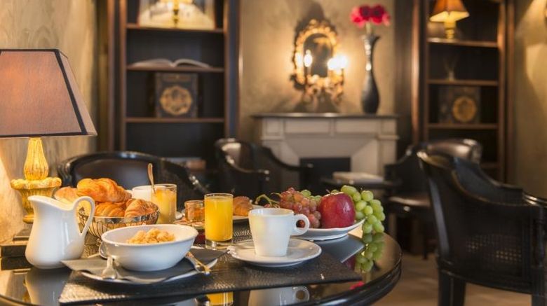 <b>Hotel Villa Glamour Tour Eiffel Restaurant</b>. Images powered by <a href="https://iceportal.shijigroup.com/" title="IcePortal" target="_blank">IcePortal</a>.