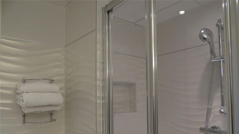 <b>Hotel Concorde Le Mans Room</b>. Images powered by <a href="https://iceportal.shijigroup.com/" title="IcePortal" target="_blank">IcePortal</a>.
