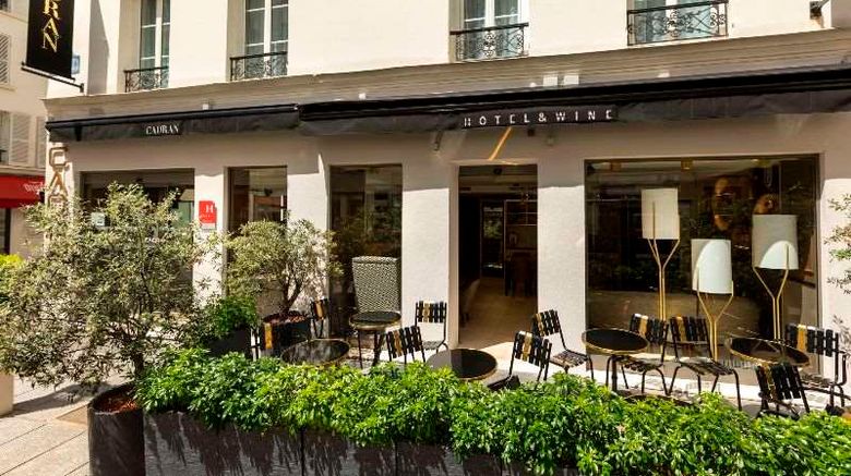 <b>Hotel Du Cadran Exterior</b>. Images powered by <a href="https://iceportal.shijigroup.com/" title="IcePortal" target="_blank">IcePortal</a>.