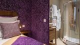 Le Temple de Jeanne Hotel Room