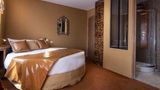 Le Temple de Jeanne Hotel Room