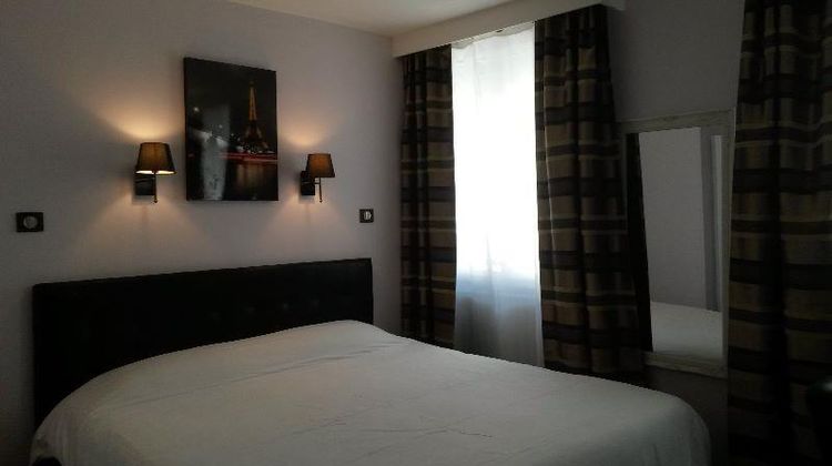 Prince Monceau Room