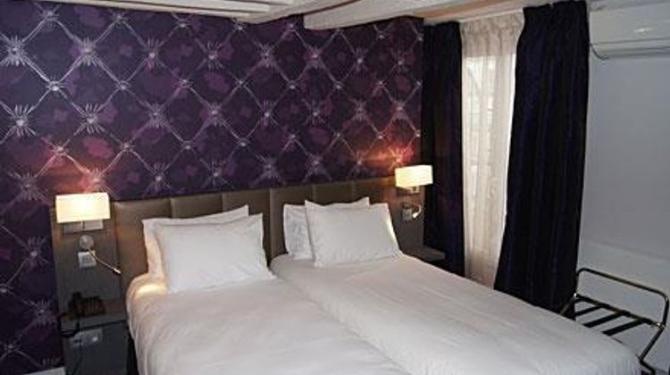 Hotel Massena Room