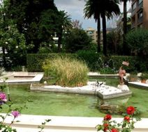 Diana Hotel Exterior