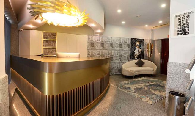 Hotel America Lobby