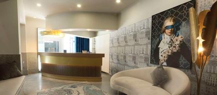 Hotel America Lobby