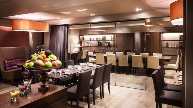 <b>Hotel Armoni Arc de Triomple Restaurant</b>. Images powered by <a href="https://iceportal.shijigroup.com/" title="IcePortal" target="_blank">IcePortal</a>.