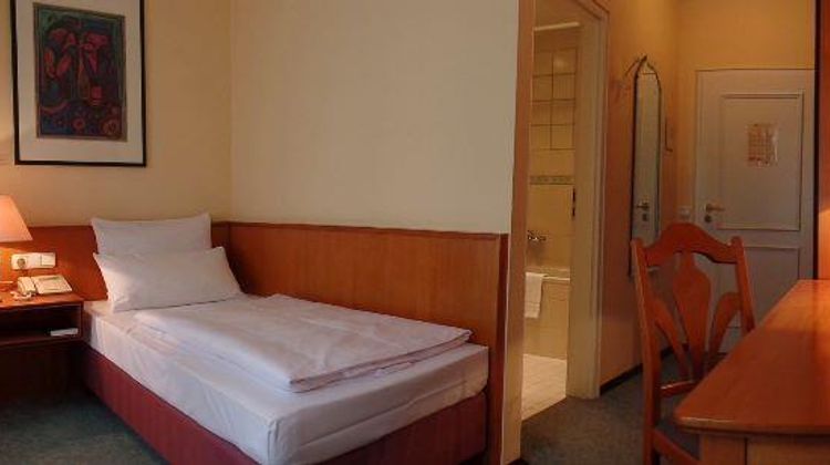 Galerie Hotel Leipziger Hof Room