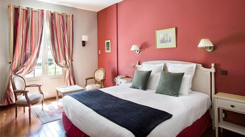<b>Chateau de la Commanderie Hotel Room</b>. Images powered by <a href="https://iceportal.shijigroup.com/" title="IcePortal" target="_blank">IcePortal</a>.