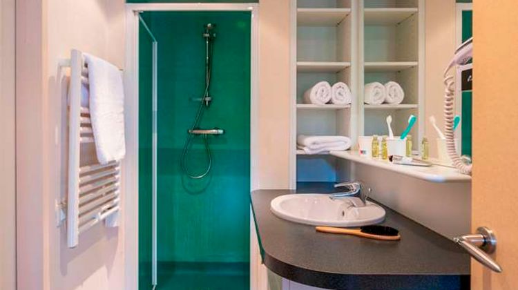 Hotel CERISE Luxeuil Les Sources Room
