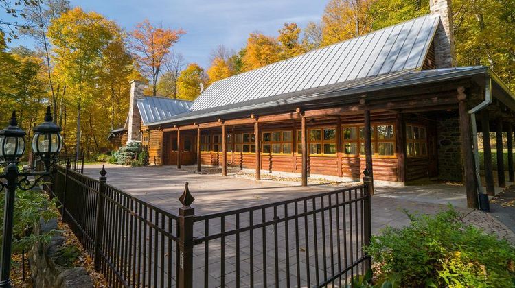 Auberge des Gallant Exterior
