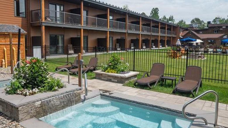 <b>Auberge des Gallant Pool</b>. Images powered by <a href="https://iceportal.shijigroup.com/" title="IcePortal" target="_blank">IcePortal</a>.