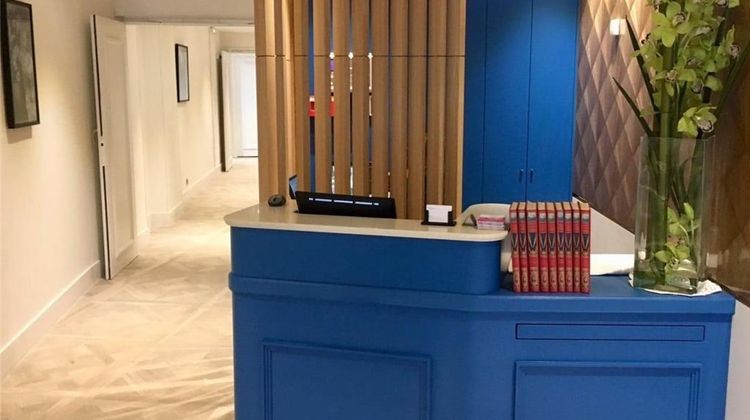 Phileas Hotel Lobby