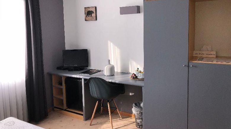 <b>De Fierlant Hotel Room</b>. Images powered by <a href="https://iceportal.shijigroup.com/" title="IcePortal" target="_blank">IcePortal</a>.