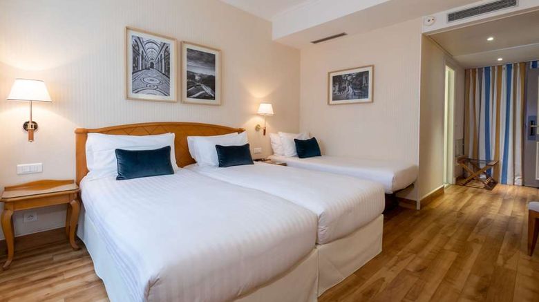 <b>Hotel Etats-Unis Opera Room</b>. Images powered by <a href="https://iceportal.shijigroup.com/" title="IcePortal" target="_blank">IcePortal</a>.