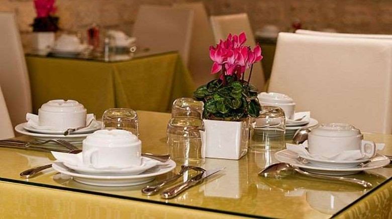 <b>Opera Deauville Hotel Restaurant</b>. Images powered by <a href="https://iceportal.shijigroup.com/" title="IcePortal" target="_blank">IcePortal</a>.