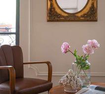De La Porte Doree Lobby