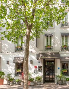 De La Porte Doree