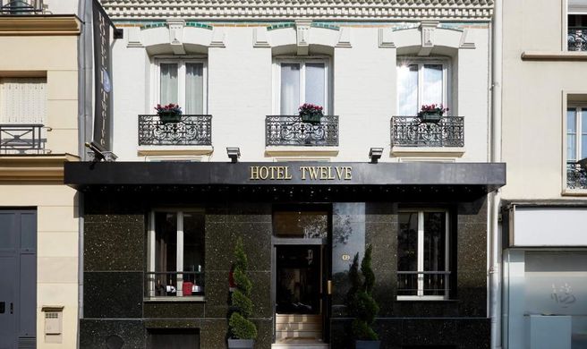 Hotel le Twelve Exterior