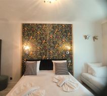 Hotel le Twelve Room