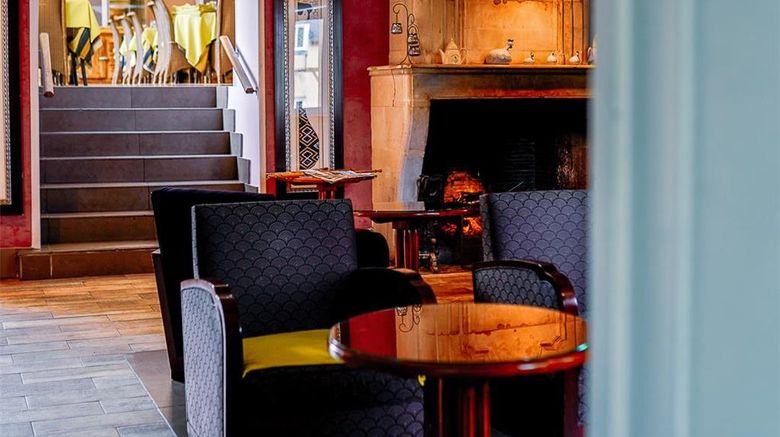 <b>Auberge Du Manet Restaurant</b>. Images powered by <a href="https://iceportal.shijigroup.com/" title="IcePortal" target="_blank">IcePortal</a>.