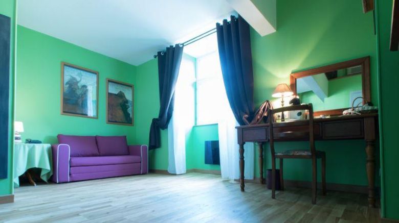 <b>Auberge Du Manet Room</b>. Images powered by <a href="https://iceportal.shijigroup.com/" title="IcePortal" target="_blank">IcePortal</a>.