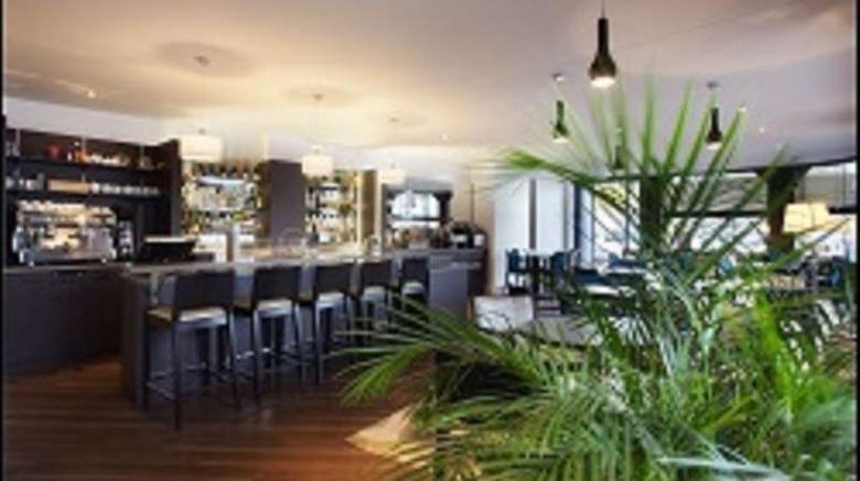 <b>Hotel Le Berry Restaurant</b>. Images powered by <a href="https://iceportal.shijigroup.com/" title="IcePortal" target="_blank">IcePortal</a>.