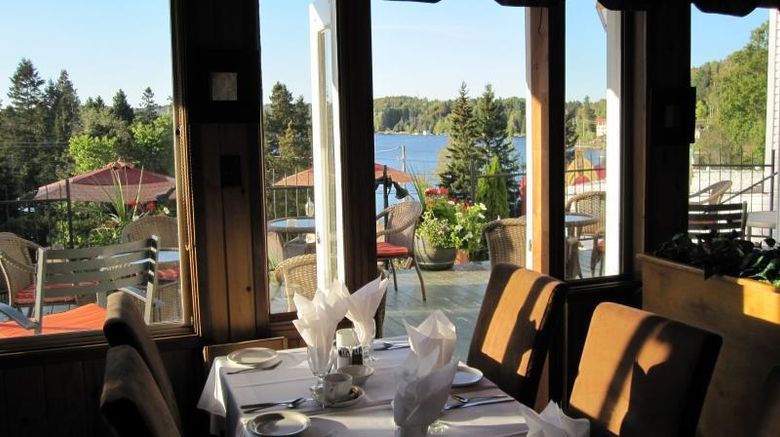 <b>Auberge Hotel Spa Watel Lobby</b>. Images powered by <a href="https://iceportal.shijigroup.com/" title="IcePortal" target="_blank">IcePortal</a>.