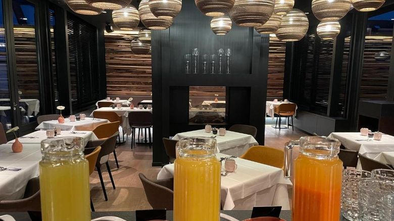 <b>Montanus Hotel Restaurant</b>. Images powered by <a href="https://iceportal.shijigroup.com/" title="IcePortal" target="_blank">IcePortal</a>.