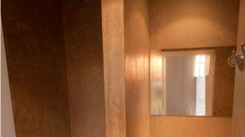 <b>Montanus Hotel Room</b>. Images powered by <a href="https://iceportal.shijigroup.com/" title="IcePortal" target="_blank">IcePortal</a>.