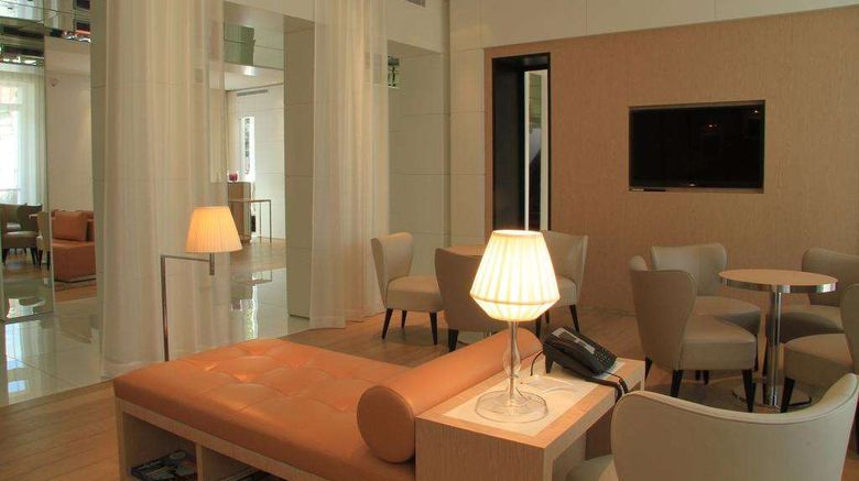 <b>Le Cesar Hotel Meeting</b>. Images powered by <a href="https://iceportal.shijigroup.com/" title="IcePortal" target="_blank">IcePortal</a>.