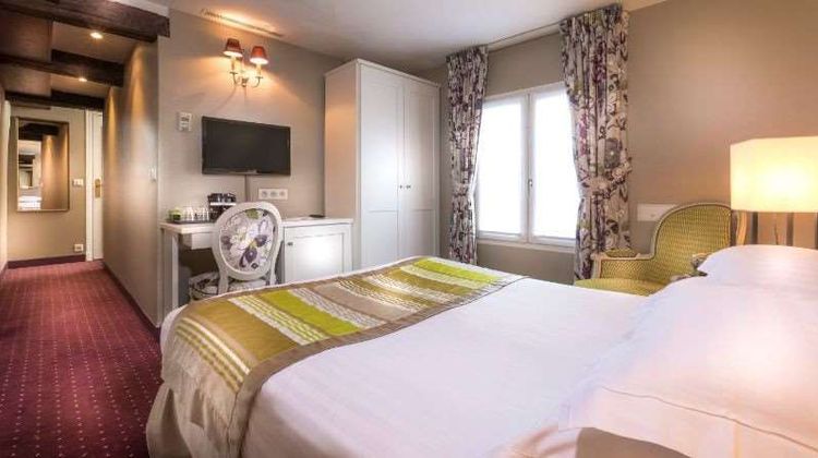 Hotel Dauphine St Germain Room
