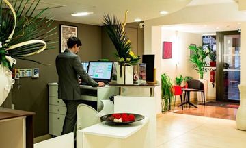 Hotel Le Pere Leon