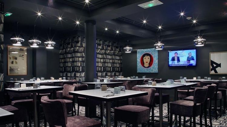 Le CINQ Restaurant