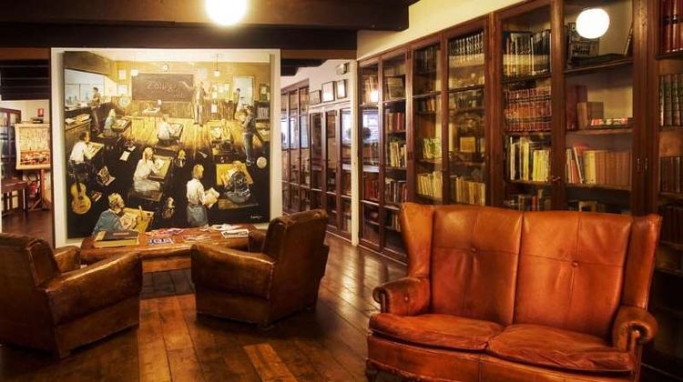 College Hotel Lobby