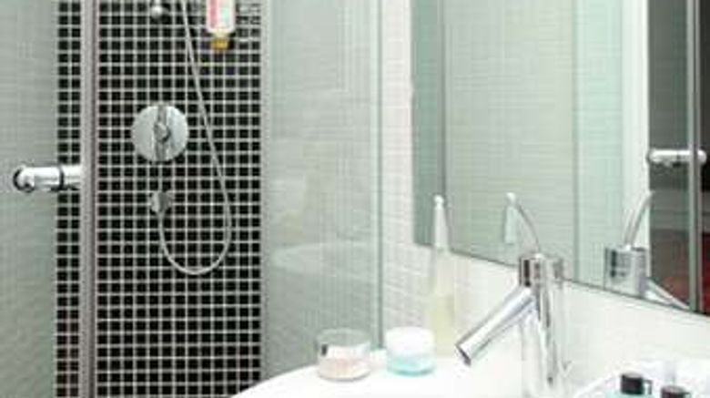 <b>Hotel Albe Saint Germain Room</b>. Images powered by <a href="https://iceportal.shijigroup.com/" title="IcePortal" target="_blank">IcePortal</a>.