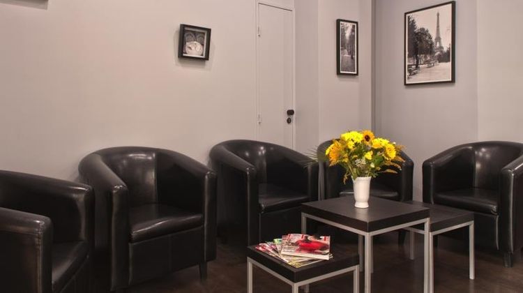 Hotel du Chemin Vert Lobby