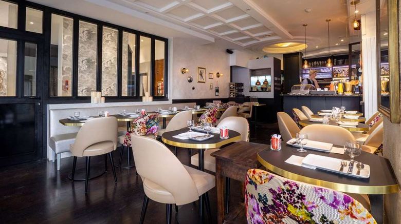 <b>Hotel Royal Opera Restaurant</b>. Images powered by <a href="https://iceportal.shijigroup.com/" title="IcePortal" target="_blank">IcePortal</a>.