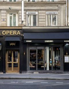 Hotel Royal Opera