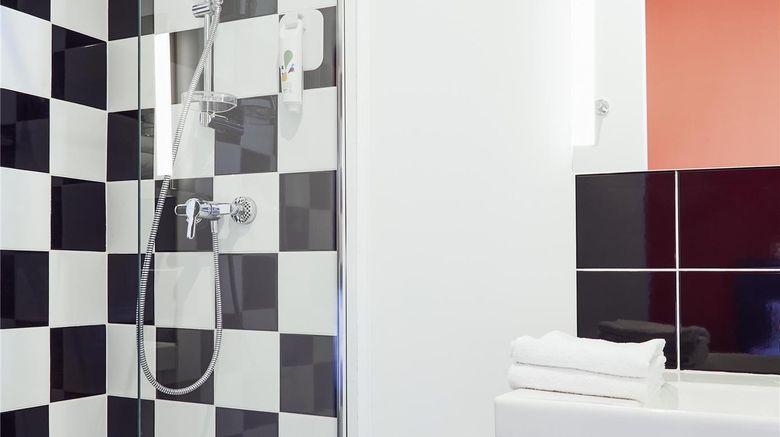 <b>Ibis Styles Marseille Vieux Port Room</b>. Images powered by <a href="https://iceportal.shijigroup.com/" title="IcePortal" target="_blank">IcePortal</a>.