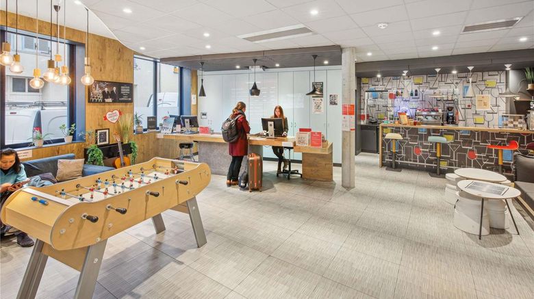 <b>Ibis Saint Germain en Laye Centre Exterior</b>. Images powered by <a href="https://iceportal.shijigroup.com/" title="IcePortal" target="_blank">IcePortal</a>.