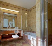 Le Grand Hotel d'Uriage Room
