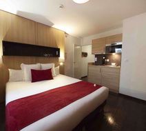 Privilodges Carre de Jaude Room