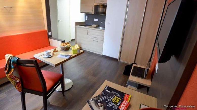 <b>Privilodges Carre de Jaude Room</b>. Images powered by <a href="https://iceportal.shijigroup.com/" title="IcePortal" target="_blank">IcePortal</a>.