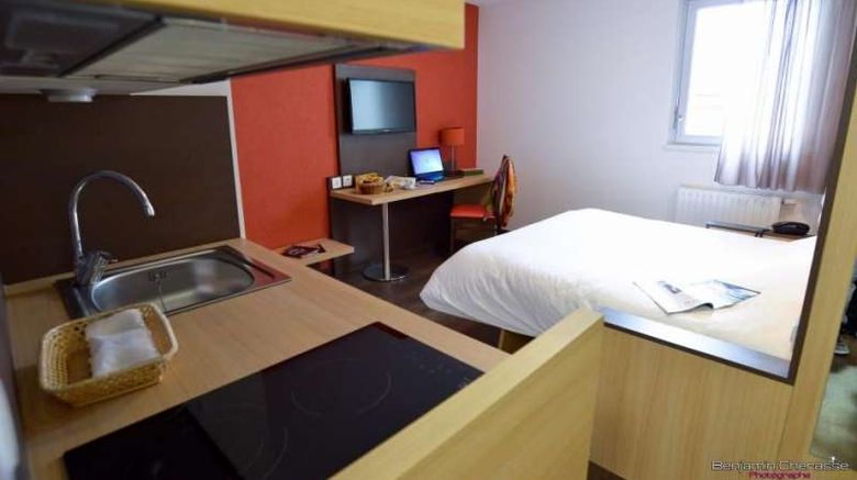 <b>Privilodges Carre de Jaude Room</b>. Images powered by <a href="https://iceportal.shijigroup.com/" title="IcePortal" target="_blank">IcePortal</a>.