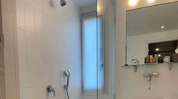 Pergolese Hotel Room