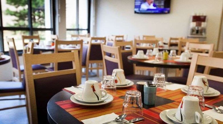<b>Privilodges Lyon Lumiere Restaurant</b>. Images powered by <a href="https://iceportal.shijigroup.com/" title="IcePortal" target="_blank">IcePortal</a>.